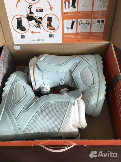 Сноубордические ботинки раз 36,5