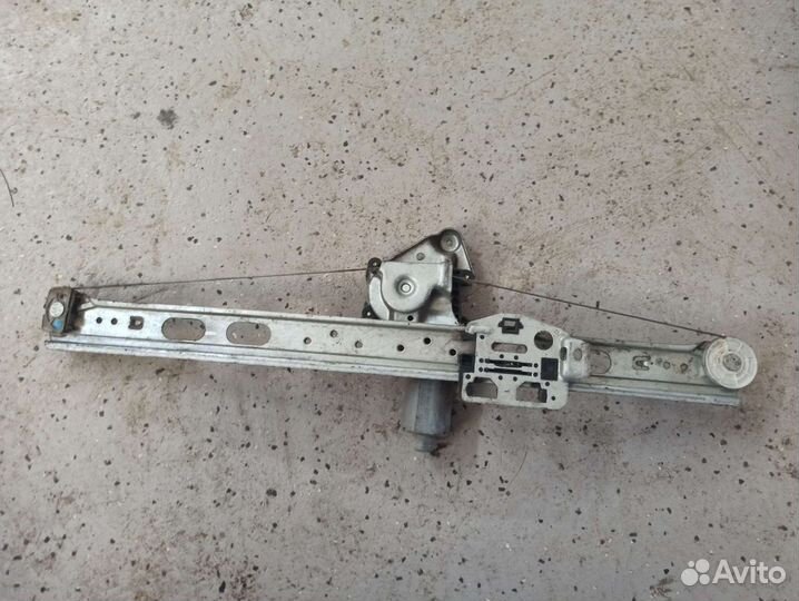 Стеклоподъемник электрический задний левый Mercede