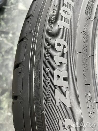 Kumho Ecsta PS71 SUV 235/55 R19 101Y