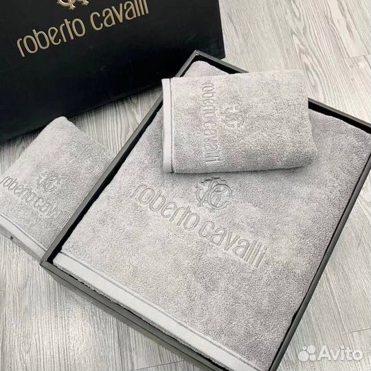 Махровые полотенца Roberto Cavalli