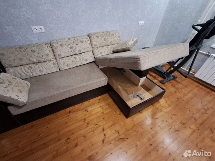 Угловой диван