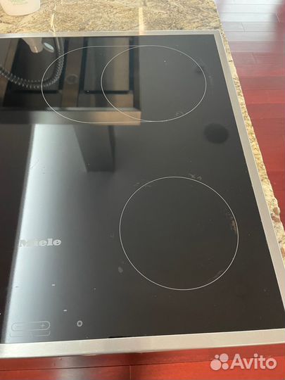 Cтеклокерамическая варочная панель miele km5603