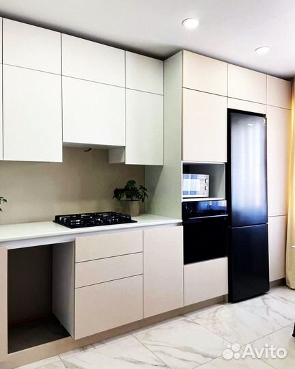 Кухонный гарнитур угловой