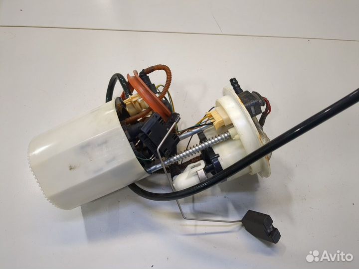 Насос топливный электрический Volkswagen Passat 6