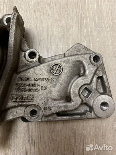 Водяной насос (помпа) Ford Focus 3, 1.6