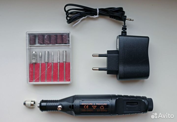 Маникюрная машинка