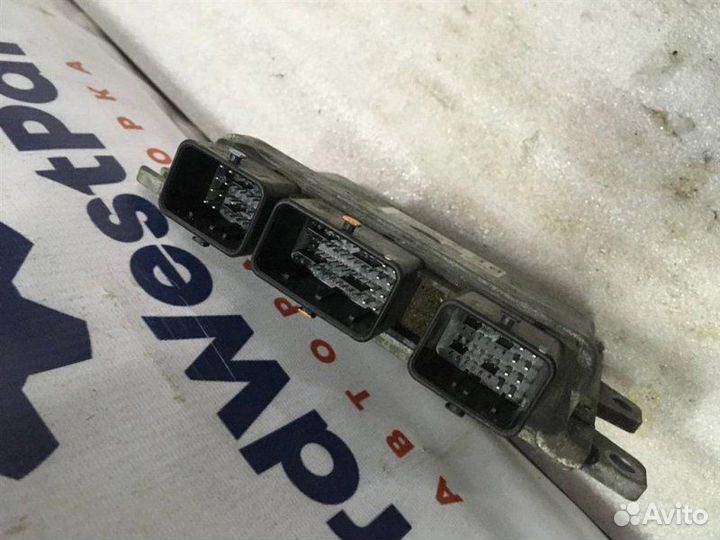 Блок управления двигателем Nissan Note (E11)