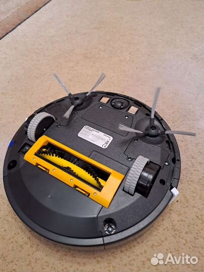Абсолютно новый Робот-пылесос с пультом