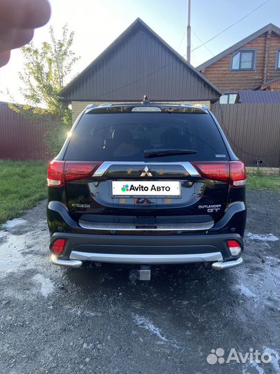 Mitsubishi Outlander 3.0 AT, 2018, 165 000 км