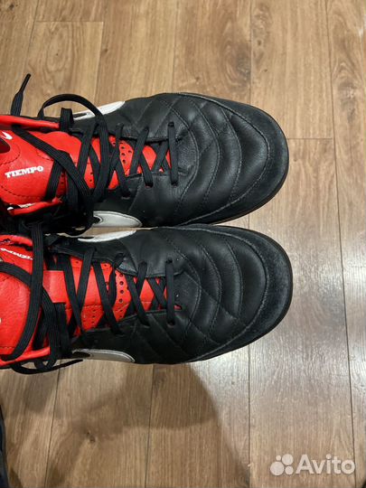 Сороконожки nike tiempo