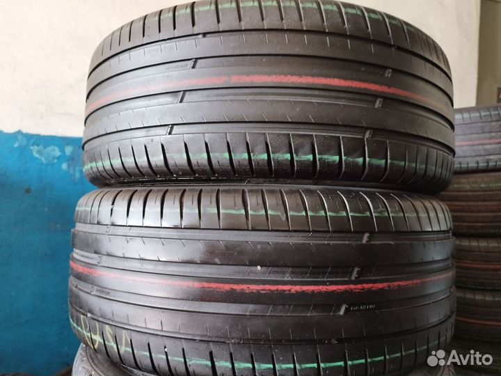 Michelin Pilot Sport 4 SUV 235/50 R19