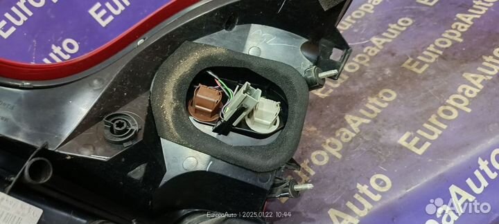 Фонарь задний задний левый Volvo Xc60 DZ31 B6304T2