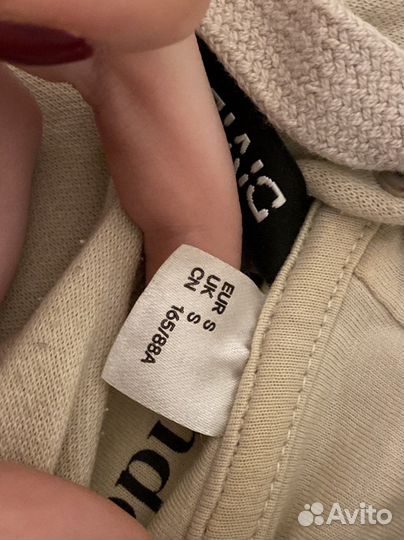 Худи женское reserved