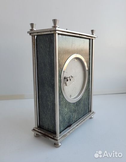 Часы настольные 