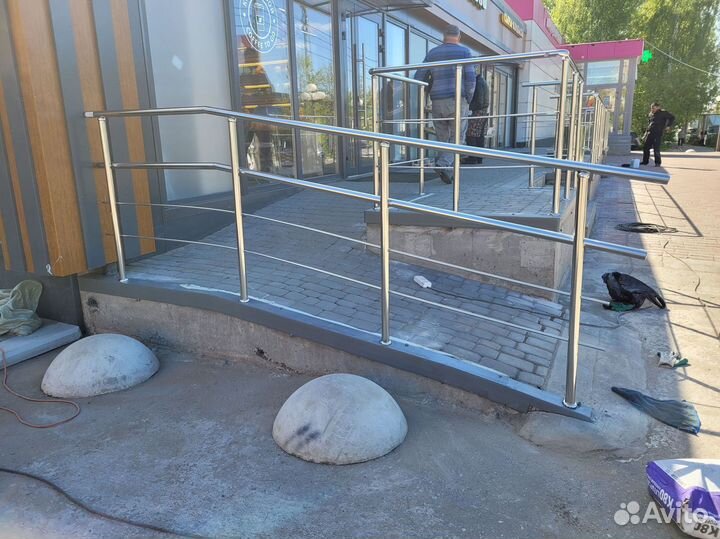 Перила в дом из нержавеющей стали