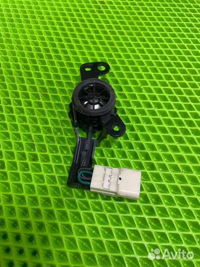 Динамик задний правый лексус gs 3