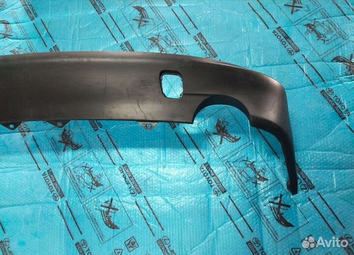 Юбка заднего бампера Lexus is Оригинал 2013-2016