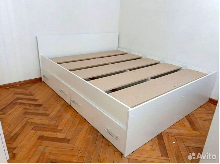 Кровать двуспальная новая / реальная цена