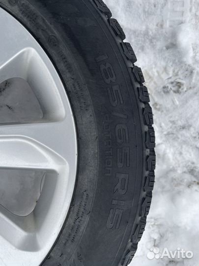 Nokian Tyres Hakkapeliitta 9 185/65 R15