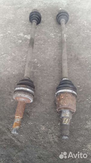 Приводной вал задний Renault Koleos 2.0 TDI