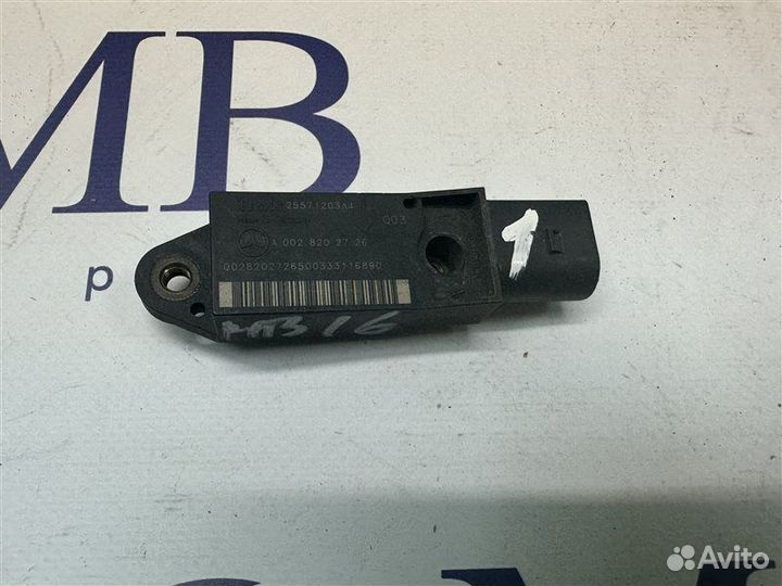 Датчик удара Mercedes-Benz E-Class W211 W211