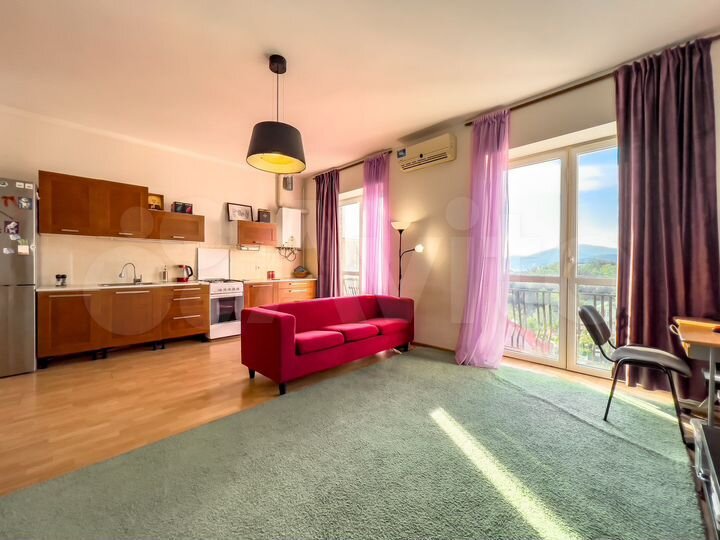 4-к. квартира, 94 м², 5/6 эт.