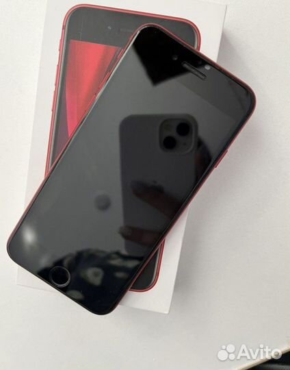 iPhone SE (2020), 64 ГБ