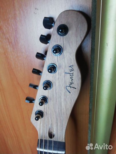 Электрогитара Fender