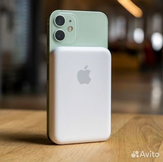 Power bank для iPhone