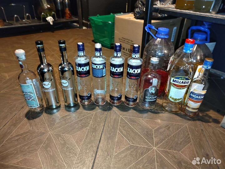 Бутылка стеклянная 0.5л, 0.7л, 1л