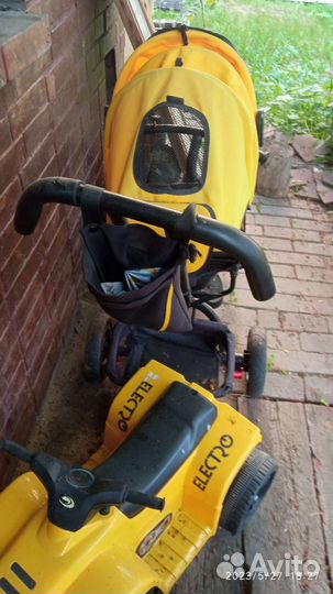 Велосипед коляска с ручкой