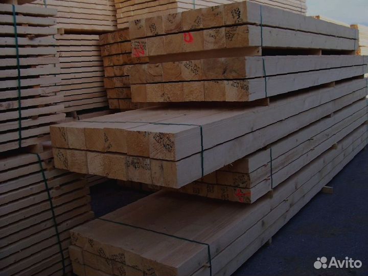 Частные постройки с досками из лиственницы