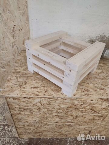 Ящик клумба для садовых цветов