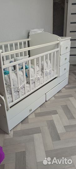 Детская кроватка- трансформер с маятником