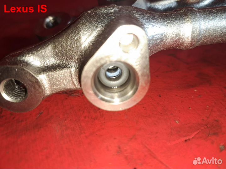 Топливная рампа 2GR-FKS Lexus IS