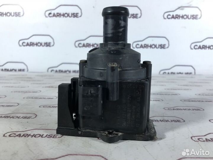 Помпа Audi A5 8T 1.8 cjeb 2014