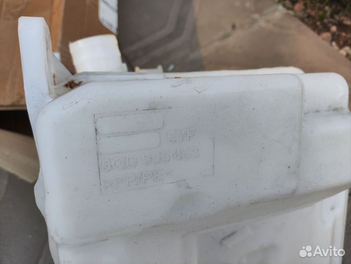 Бачок стеклоомывателя Skoda Octavia A7 13-20