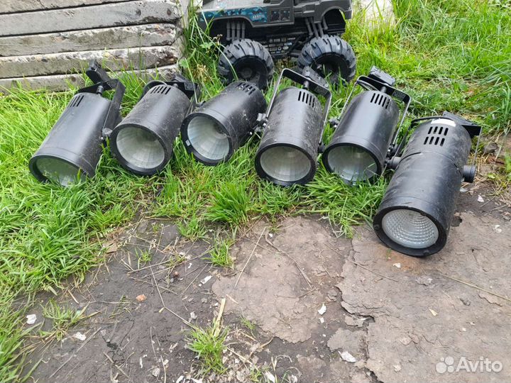 Светильник