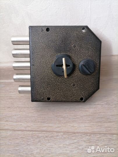 Замок накладной Эльбор