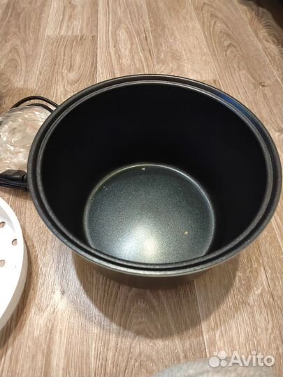 Мультиварка Redmond RMC M224S