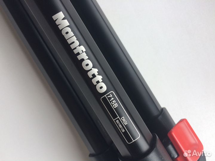 Штатив для фотоаппарата manfrotto