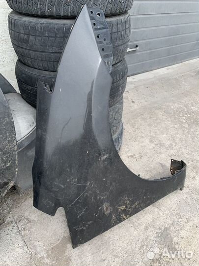 Продам крыло toyota wish