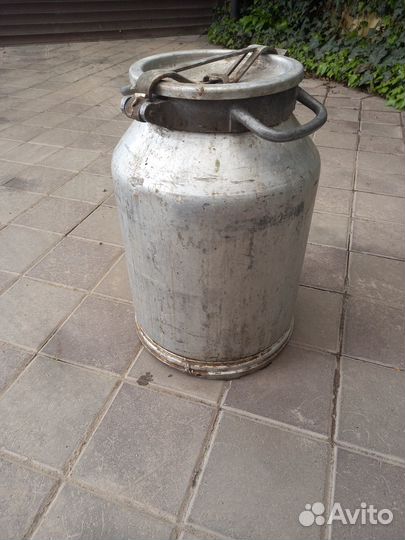 Молочный бидон