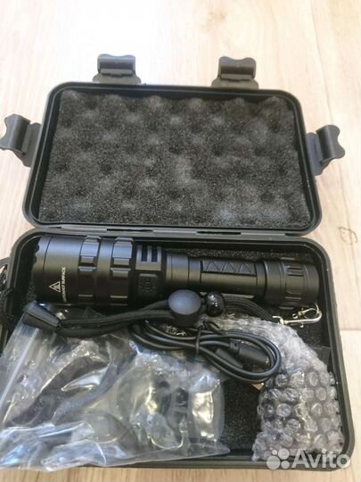 Фонарь подствольный новый