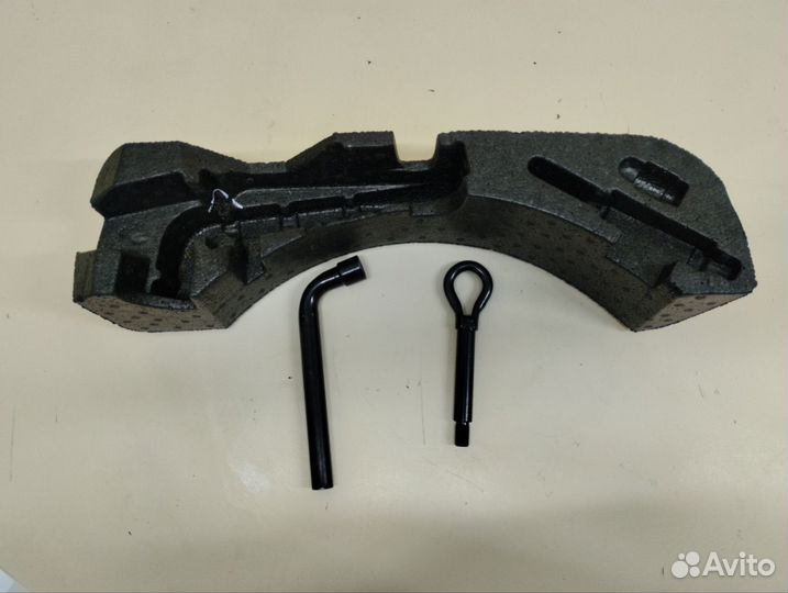 Ящик инструментов Nissan Note E11 2006-2013