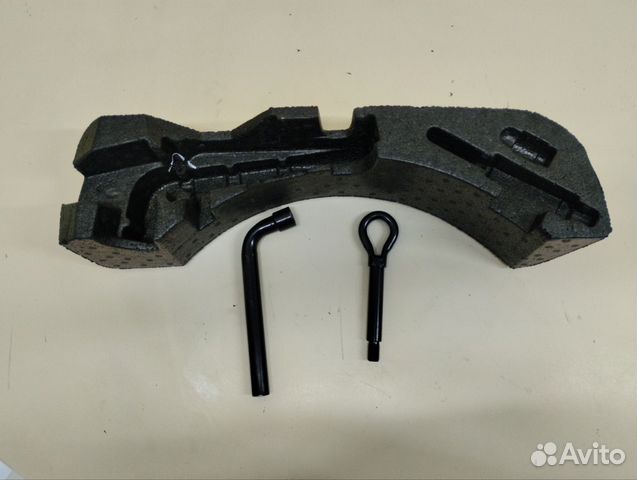 Ящик инструментов Nissan Note E11 2006-2013