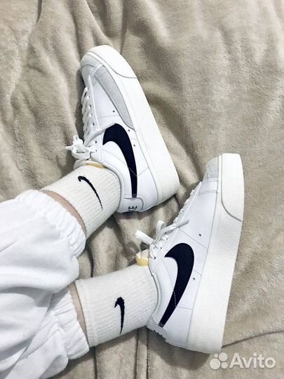 Кроссовки Nike blazer