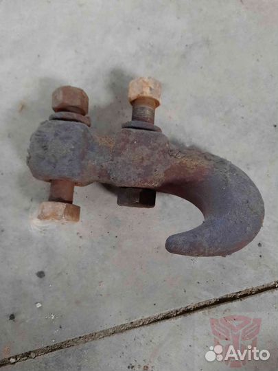 Крюк буксировочный Nissan Diesel CW520HN 1995