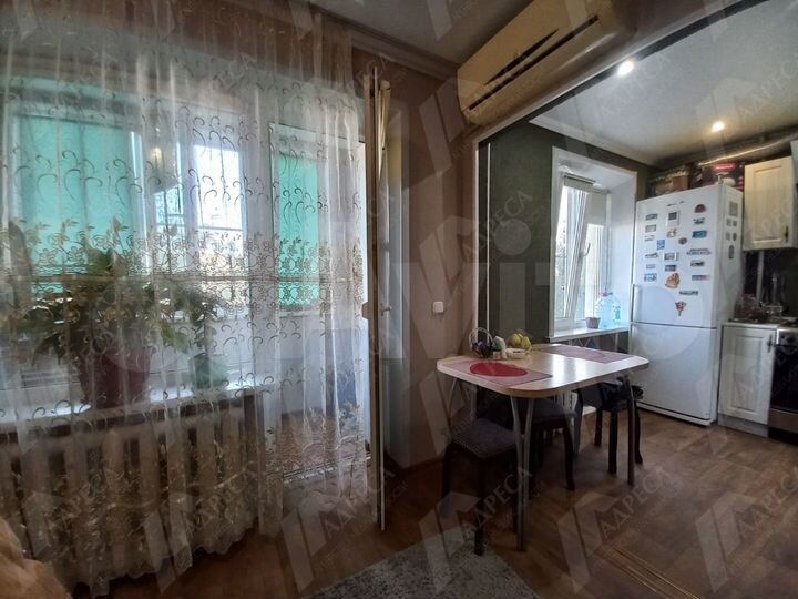 2-к. квартира, 33 м², 3/9 эт.