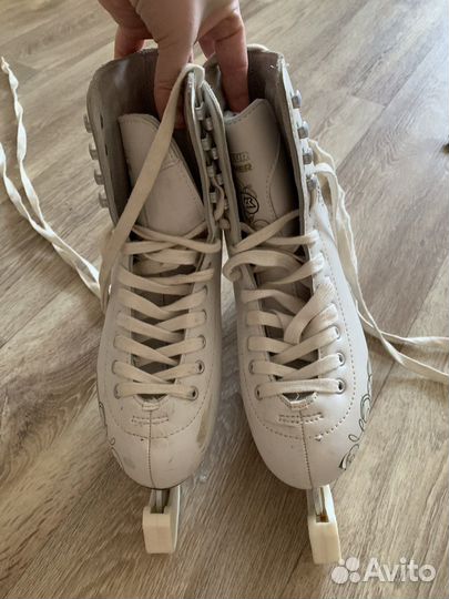 Коньки женские